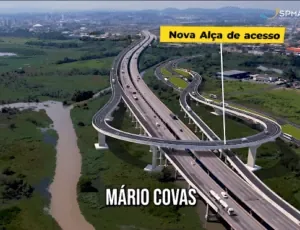 Alça de acesso rodoviária vista de cima, com legenda indicando a via Mário Covas